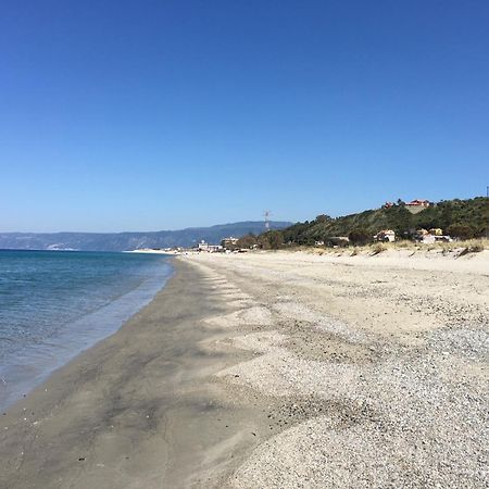 מסינה Casa Sulla Spiaggia- Mortelle מראה חיצוני תמונה